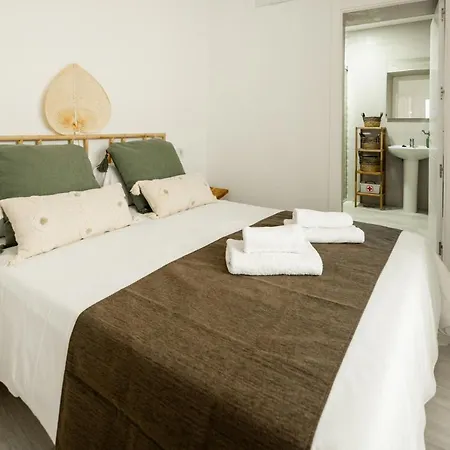 Mucha Vida Little 公寓 *