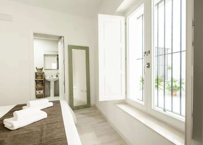 Mucha Vida Little Daire Cadiz